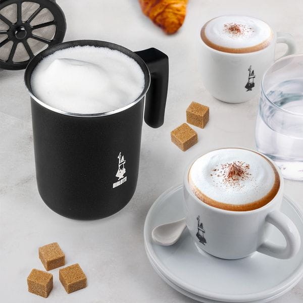 Bialetti Montalatte - ręczny spieniacz do mleka 160ml2.jpg